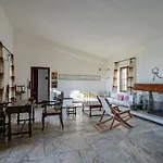 롯지 Sonia Rustic Mansion - 5bd 30 Sec Walk To 아이 아포스톨리