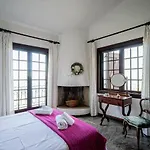 롯지 Sonia Rustic Mansion - 5bd 30 Sec Walk To