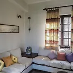 롯지 Sonia Rustic Mansion - 5bd 30 Sec Walk To 아이 아포스톨리