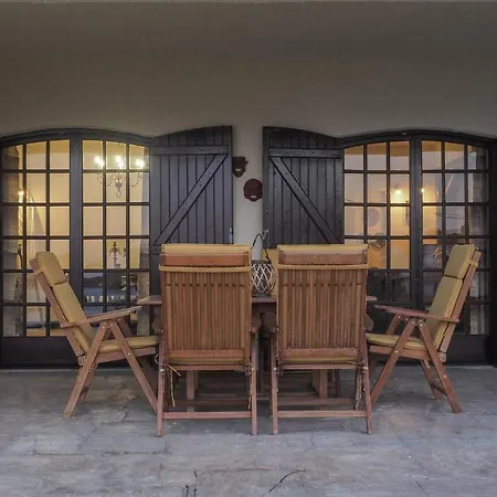山林小屋 Sonia Rustic Mansion - 5bd 30 Sec Walk To